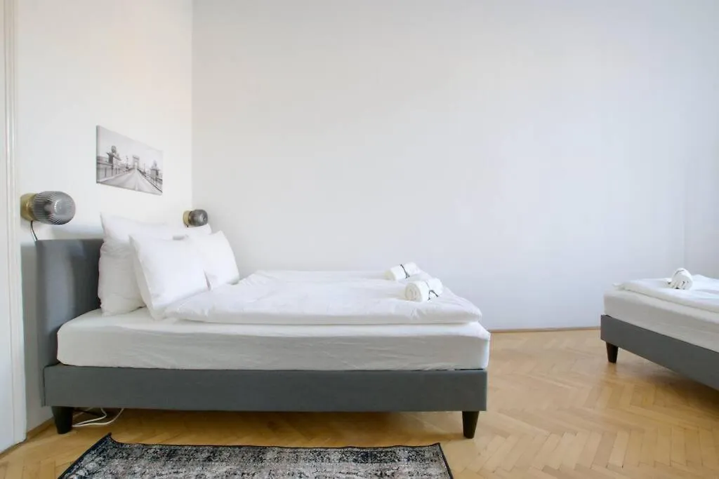 Budget Apartment By Hi5 - King Street - For Groups Budapest 0*,  Hungary